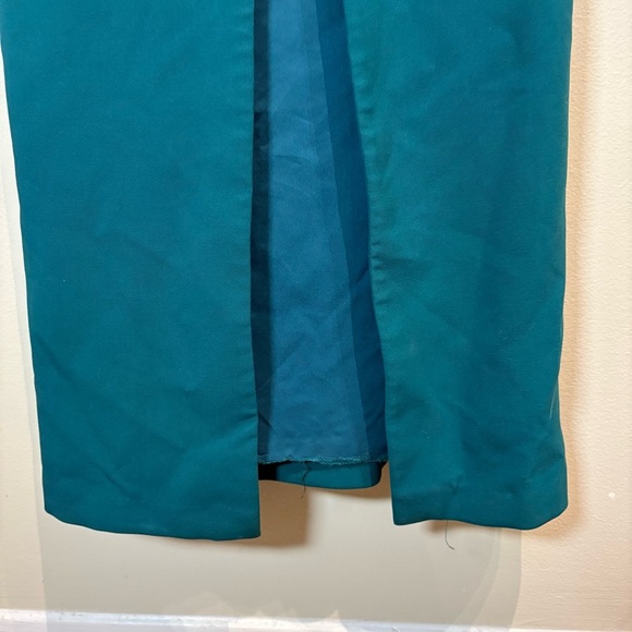 Likely Teal Leslie Trumpet Gown Size 2 - Picture 10 of 11